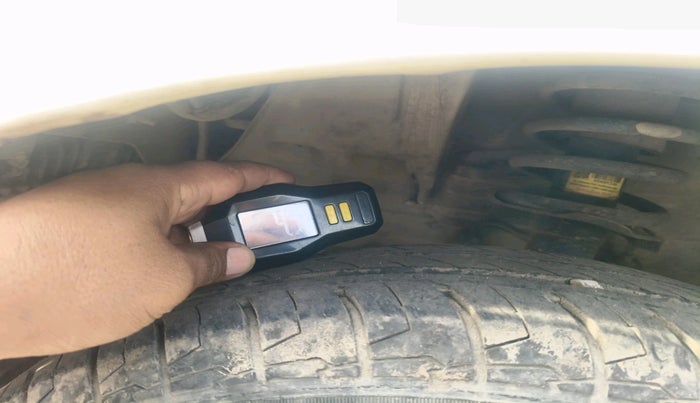 2014 Nissan Sunny XL DIESEL, Diesel, Manual, 1,89,675 km, tyre