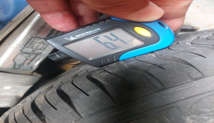 2016 Honda City 1.5L I-VTEC SV CVT, Petrol, Automatic, 1,03,008 km, tyre