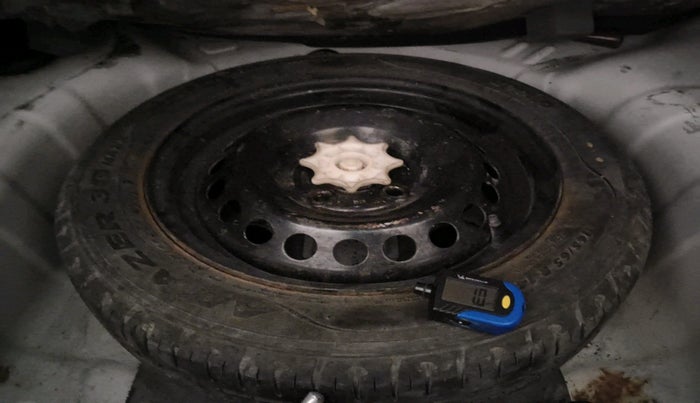 2019 Hyundai Xcent SX 1.2, Petrol, Manual, 1,11,663 km, tyre