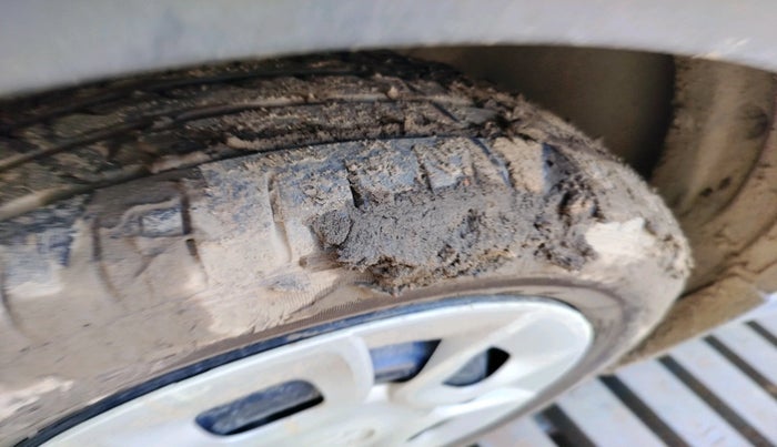 2021 Maruti IGNIS DELTA 1.2, Petrol, Manual, 86,297 km, tyre