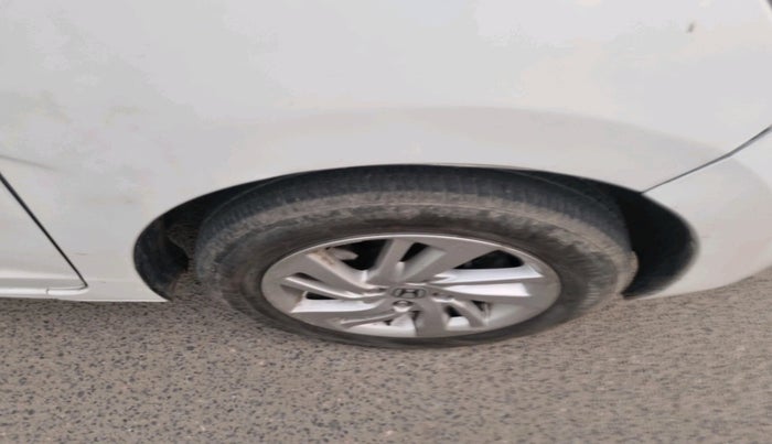 2016 Honda Jazz 1.2L I-VTEC V AT, Petrol, Automatic, 73,025 km, tyre