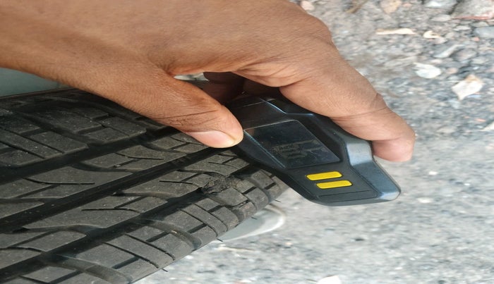 2012 Hyundai i10 MAGNA 1.1, Petrol, Manual, 37,311 km, tyre