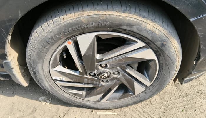 2022 Hyundai NEW I20 ASTA (O) 1.2 AT, Petrol, Automatic, 10,563 km, tyre