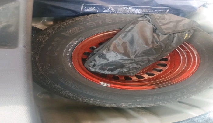 2024 Nissan MAGNITE Visia EZ-Shift, Petrol, Automatic, 10,195 km, tyre