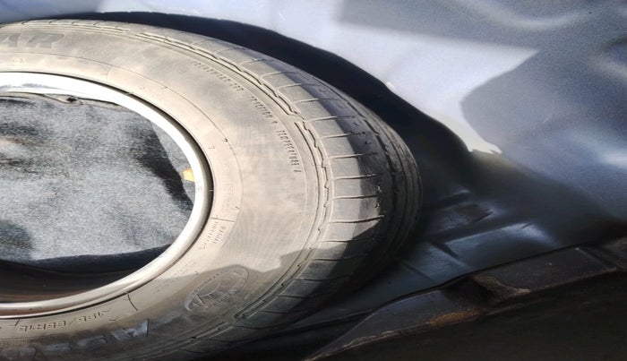 2021 Hyundai VENUE S 1.2, Petrol, Manual, 91,776 km, tyre