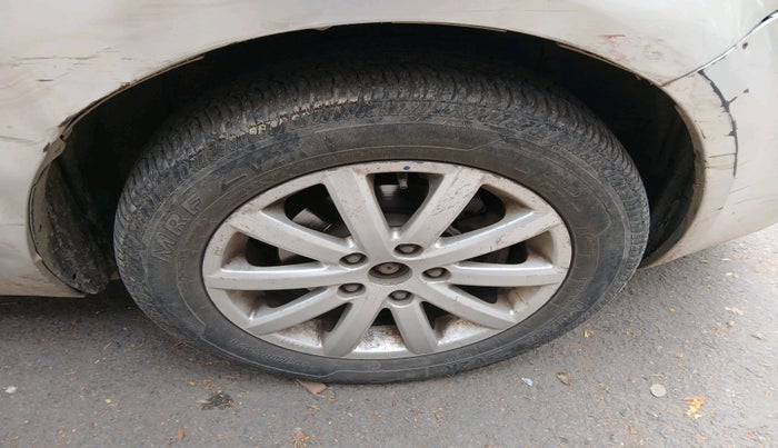 2012 Maruti SX4 ZXI, Petrol, Manual, 1,09,320 km, tyre