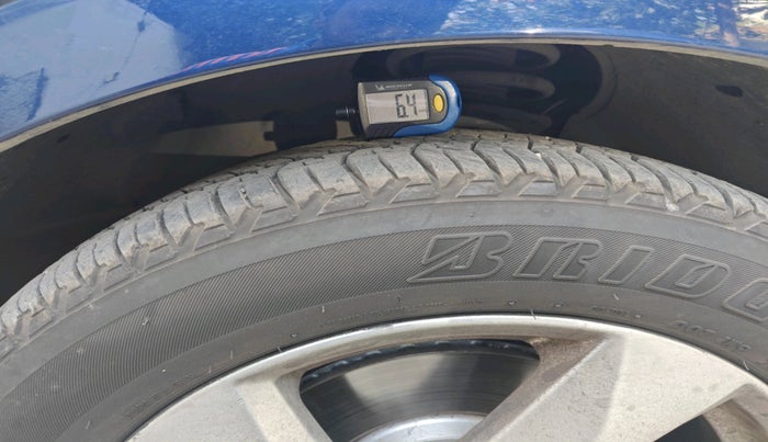 2022 Audi Q3 PREMIUM PLUS 40 TFSI, Petrol, Automatic, 75,733 km, tyre