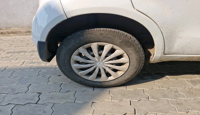 2016 Maruti Ritz LDI, Diesel, Manual, 3,22,816 km, tyre