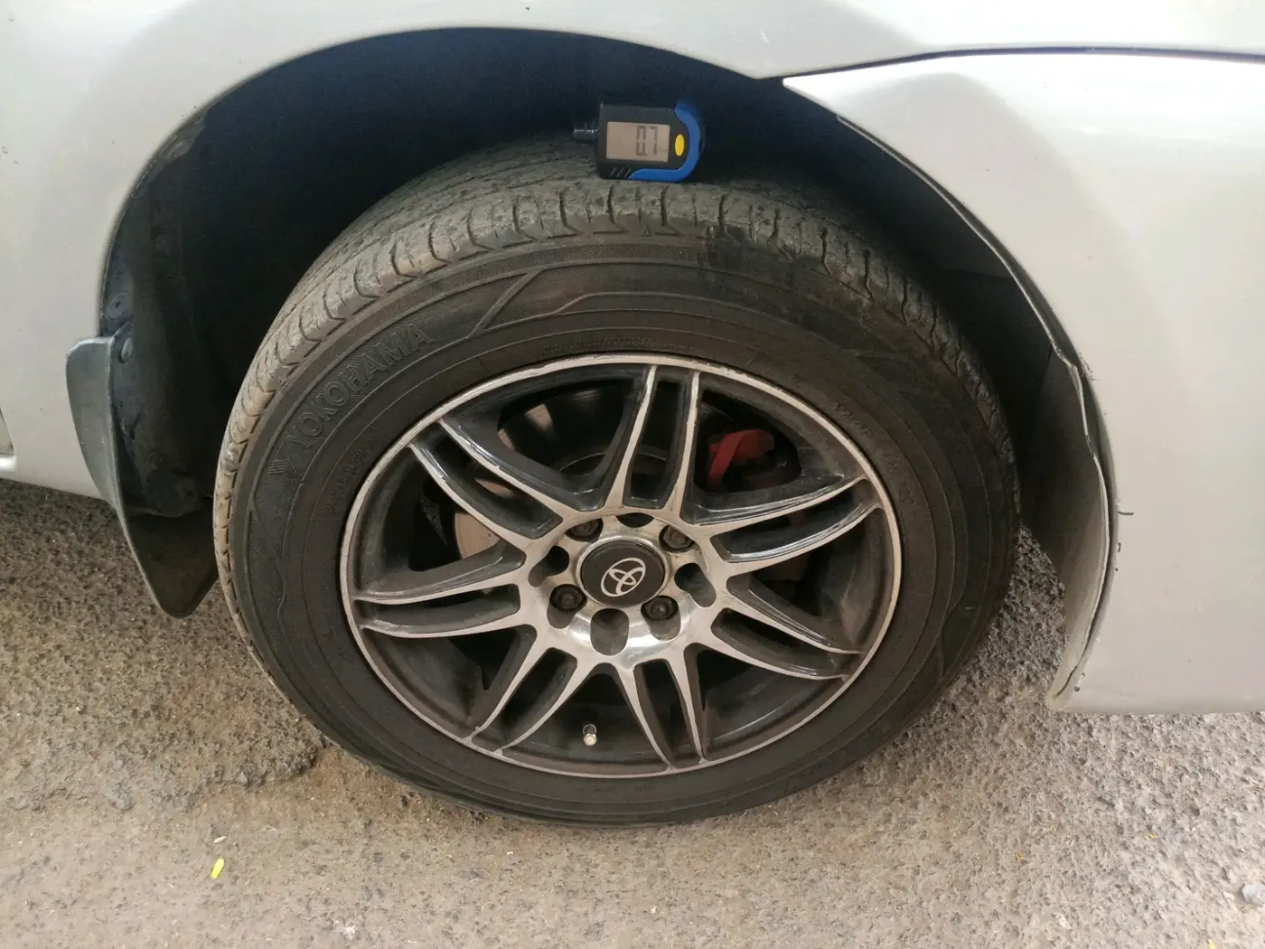 2014 Toyota Etios Liva V, Petrol, Manual, 86,558 km, tyre
