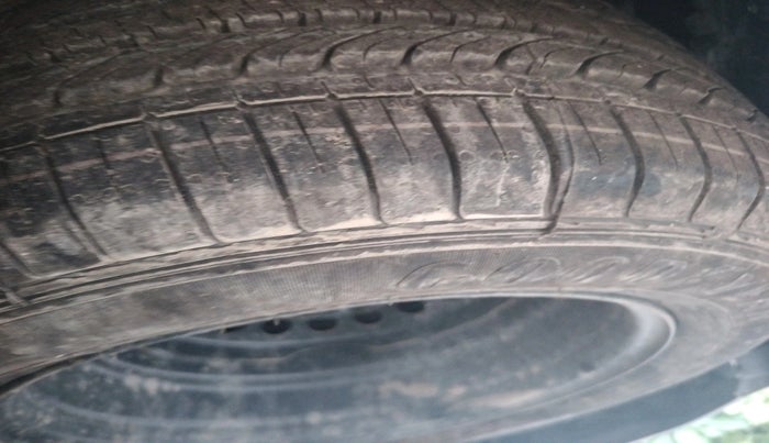 2024 MG HECTOR PLUS SAVVY PRO 1.5 TURBO CVT 7 STR, Petrol, Automatic, 19,753 km, tyre