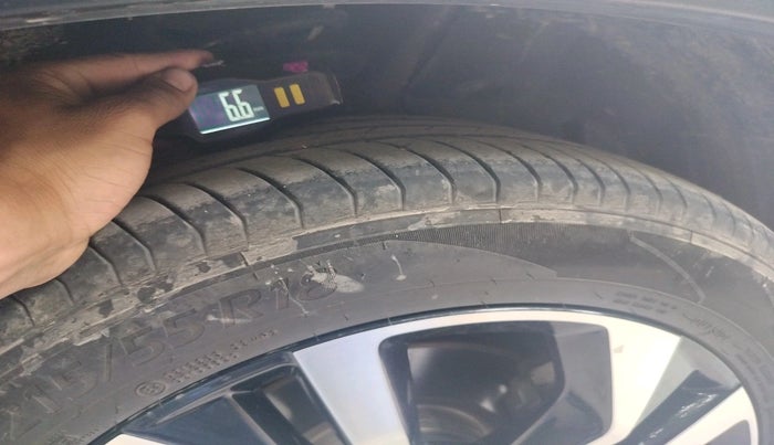 2024 MG HECTOR PLUS SAVVY PRO 1.5 TURBO CVT 7 STR, Petrol, Automatic, 19,753 km, tyre