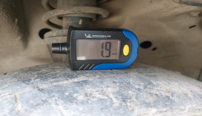 2017 Maruti Wagon R 1.0 VXI, CNG, Manual, 81,093 km, tyre