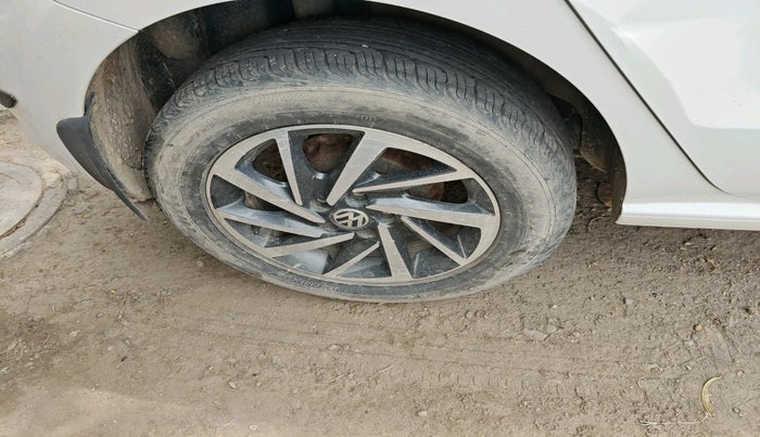 2019 Volkswagen Polo COMFORTLINE 1.0L MPI, Petrol, Manual, 46,320 km, tyre