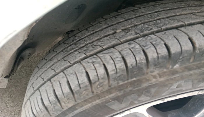 2016 Renault Duster 110 PS RXZ 4X2 AMT DIESEL, Diesel, Automatic, 88,993 km, tyre