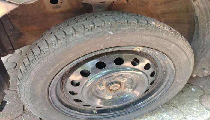 2014 Maruti Wagon R 1.0 VXI, Petrol, Manual, 26,744 km, tyre