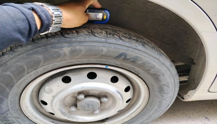 2011 Maruti Wagon R 1.0 LXI, Petrol, Manual, 1,71,290 km, tyre