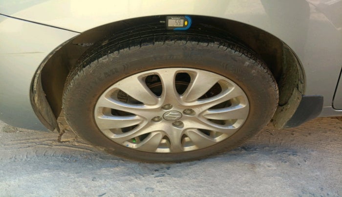 2016 Maruti Baleno ZETA PETROL 1.2, Petrol, Manual, 66,721 km, tyre