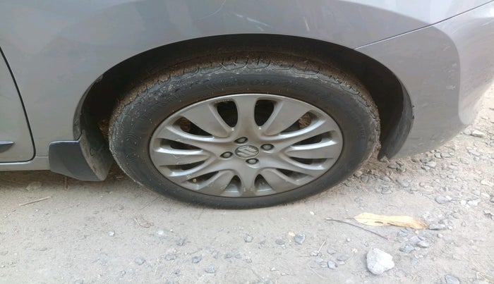 2016 Maruti Baleno ZETA PETROL 1.2, Petrol, Manual, 66,721 km, tyre