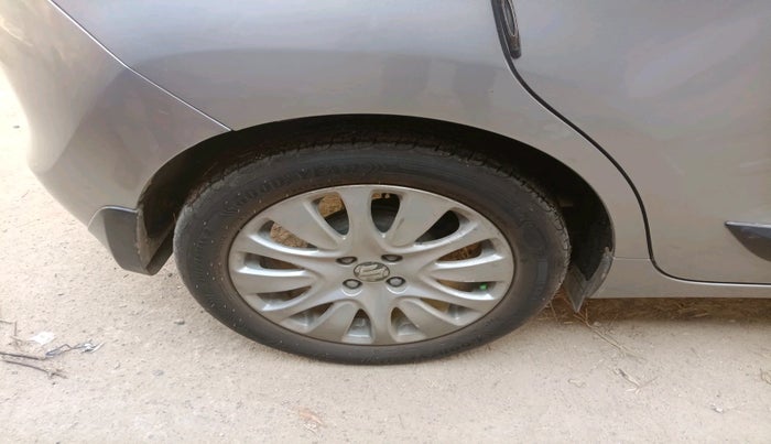 2016 Maruti Baleno ZETA PETROL 1.2, Petrol, Manual, 66,721 km, tyre