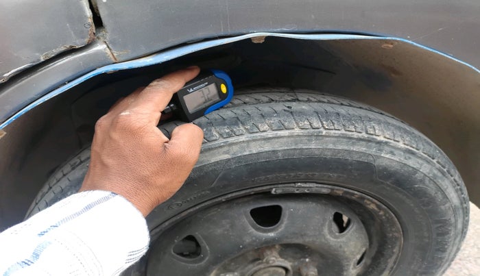 2015 Maruti Eeco 5 STR WITH A/C+HTR CNG, CNG, Manual, 84,869 km, tyre