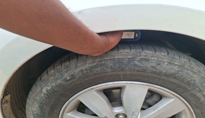 2013 Hyundai i20 ASTA 1.4 CRDI, Diesel, Manual, 1,80,079 km, tyre