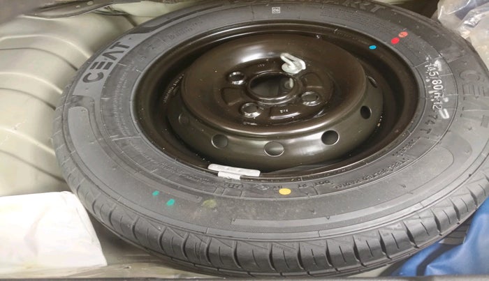 2022 Maruti Alto VXI, Petrol, Manual, 63,260 km, tyre