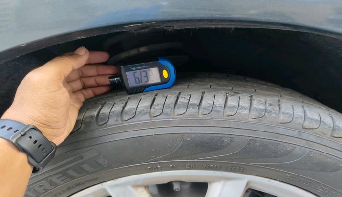 2015 Audi Q3 35 TDI Quattro, Diesel, Automatic, 28,863 km, tyre