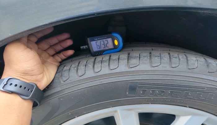 2015 Audi Q3 35 TDI Quattro, Diesel, Automatic, 28,863 km, tyre