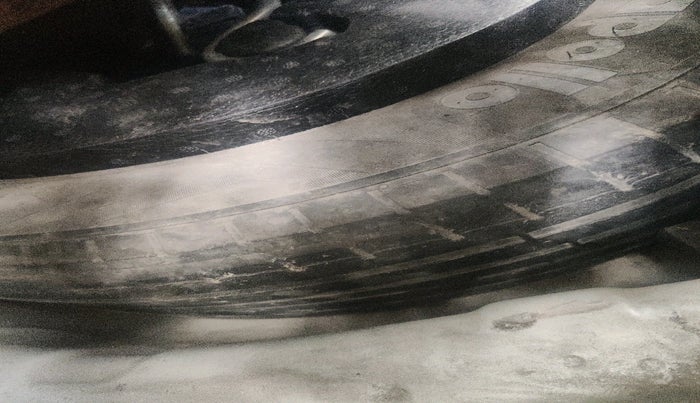 2021 Mahindra XUV300 W4 1.5 DIESEL, Diesel, Manual, 77,151 km, tyre