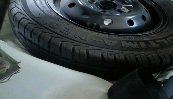 2023 Maruti Alto K10 VXI PLUS, CNG, Manual, 41,000 km, tyre