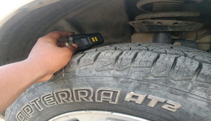 2014 Landrover Freelander 2.0 S, Diesel, Automatic, 85,433 km, tyre