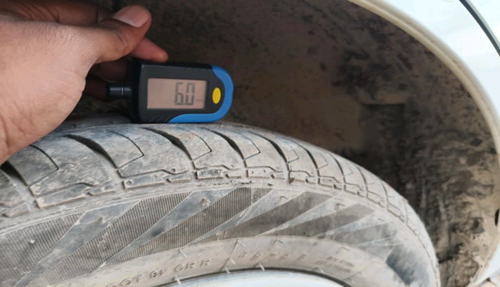 2024 Maruti Dzire VXI, Petrol, Manual, 5,787 km, tyre