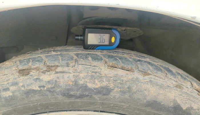 2014 Honda Mobilio 1.5L I-DTEC RS, Diesel, Manual, 93,192 km, tyre