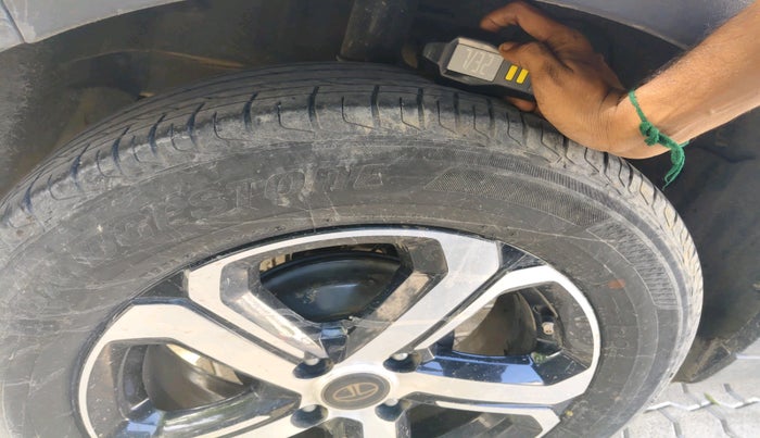 2022 Tata NEXON XZ PLUS (O) PETROL, Petrol, Manual, 29,636 km, tyre