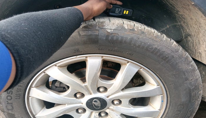 2019 Mahindra XUV500 W9, Diesel, Manual, 99,792 km, tyre