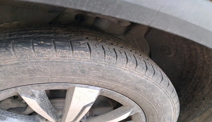 2020 MG HECTOR SMART HYBRID 1.5 PETROL, Petrol, Manual, 32,490 km, tyre