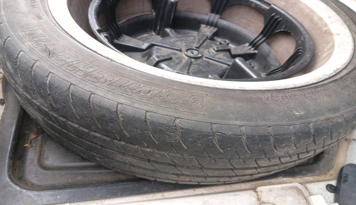 2012 Mercedes Benz C Class 200 CGI AVANTGARDE, Petrol, Automatic, 40,478 km, tyre