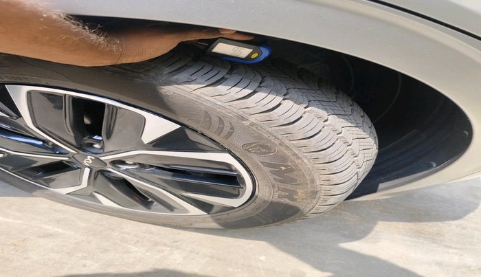 2023 KIA EV6 GT LINE AWD, Electric, Automatic, 131 km, tyre