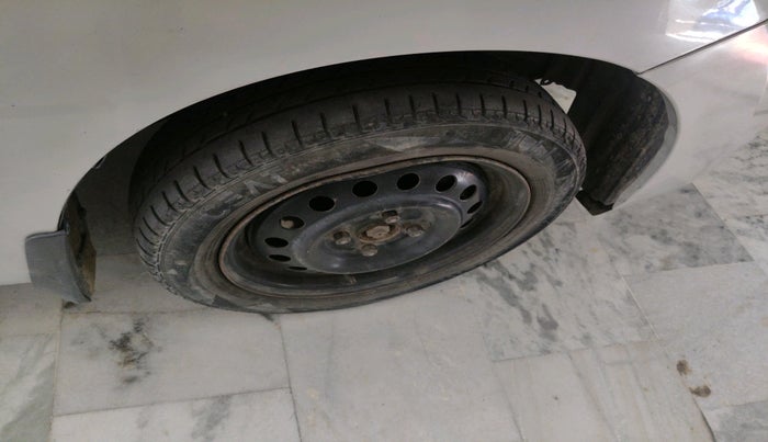 2018 Maruti Wagon R 1.0 VXI, CNG, Manual, 93,014 km, tyre