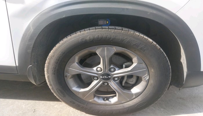 2022 KIA SELTOS HTK PLUS 1.5 IMT, Petrol, Manual, 30,504 km, tyre