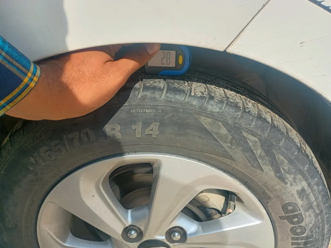 2018 Hyundai Xcent SX 1.2, Petrol, Manual, 1,22,903 km, tyre