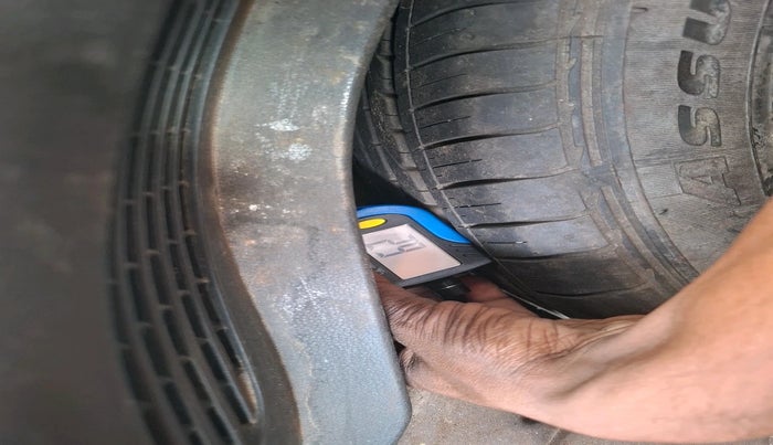 2017 Honda WR-V 1.2L I-VTEC VX MT, Petrol, Manual, 85,460 km, tyre