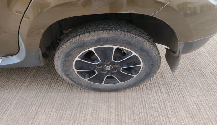 2016 Renault Duster 110 PS RXZ 4X2 AMT DIESEL, Diesel, Automatic, 65,678 km, tyre