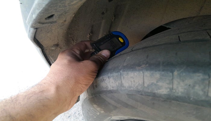 2023 Mahindra XUV400 EL 7.2 KW, Electric, Automatic, 58,656 km, tyre