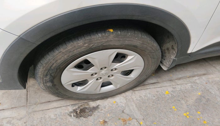 2017 Hyundai Creta E PLUS 1.6 PETROL, Petrol, Manual, 44,796 km, tyre