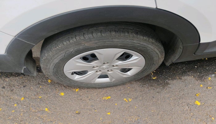 2017 Hyundai Creta E PLUS 1.6 PETROL, Petrol, Manual, 44,796 km, tyre