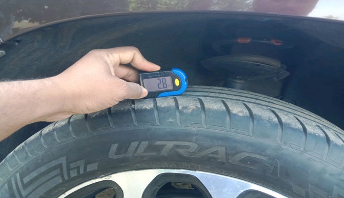 2021 Renault Duster RXZ 1.3 TURBO PETROL MT, Petrol, Manual, 1,02,110 km, tyre