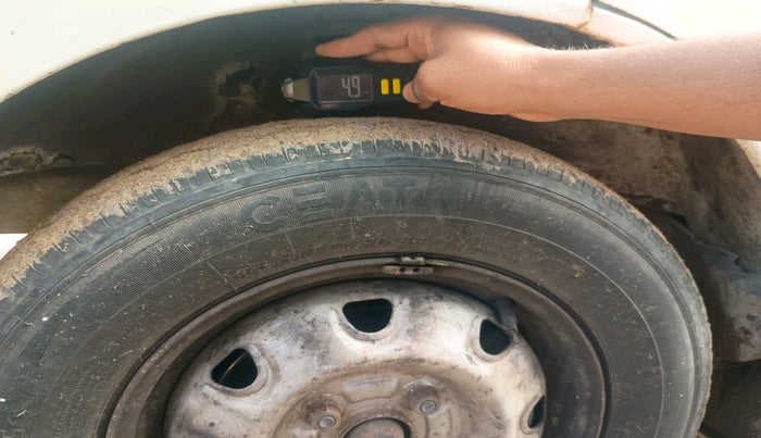 2016 Maruti Eeco 5 STR WITH A/C+HTR, CNG, Manual, 1,07,335 km, tyre