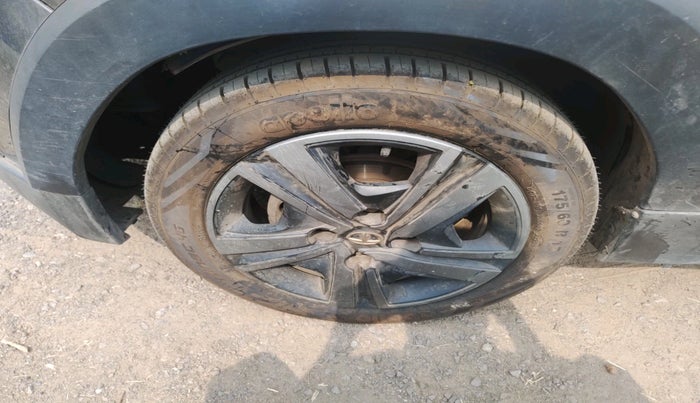 2022 Tata TIAGO NRG XZ MT, Petrol, Manual, 34,519 km, tyre