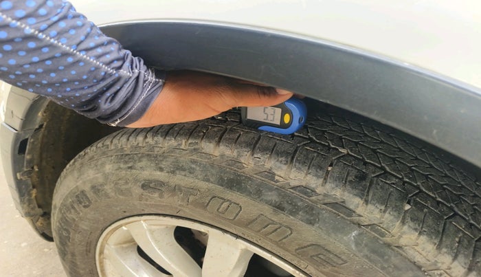 2017 Mahindra XUV500 W10 AT 1.99, Diesel, Automatic, 89,613 km, tyre